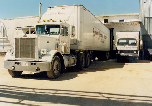 distribution-trucks